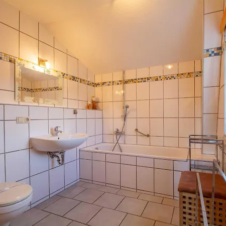 Reriker Str 33a, Gode Tiet Gt-02 * Кюлунгсборн