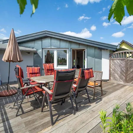 Reriker Str 33a, Gode Tiet Gt-02 *
